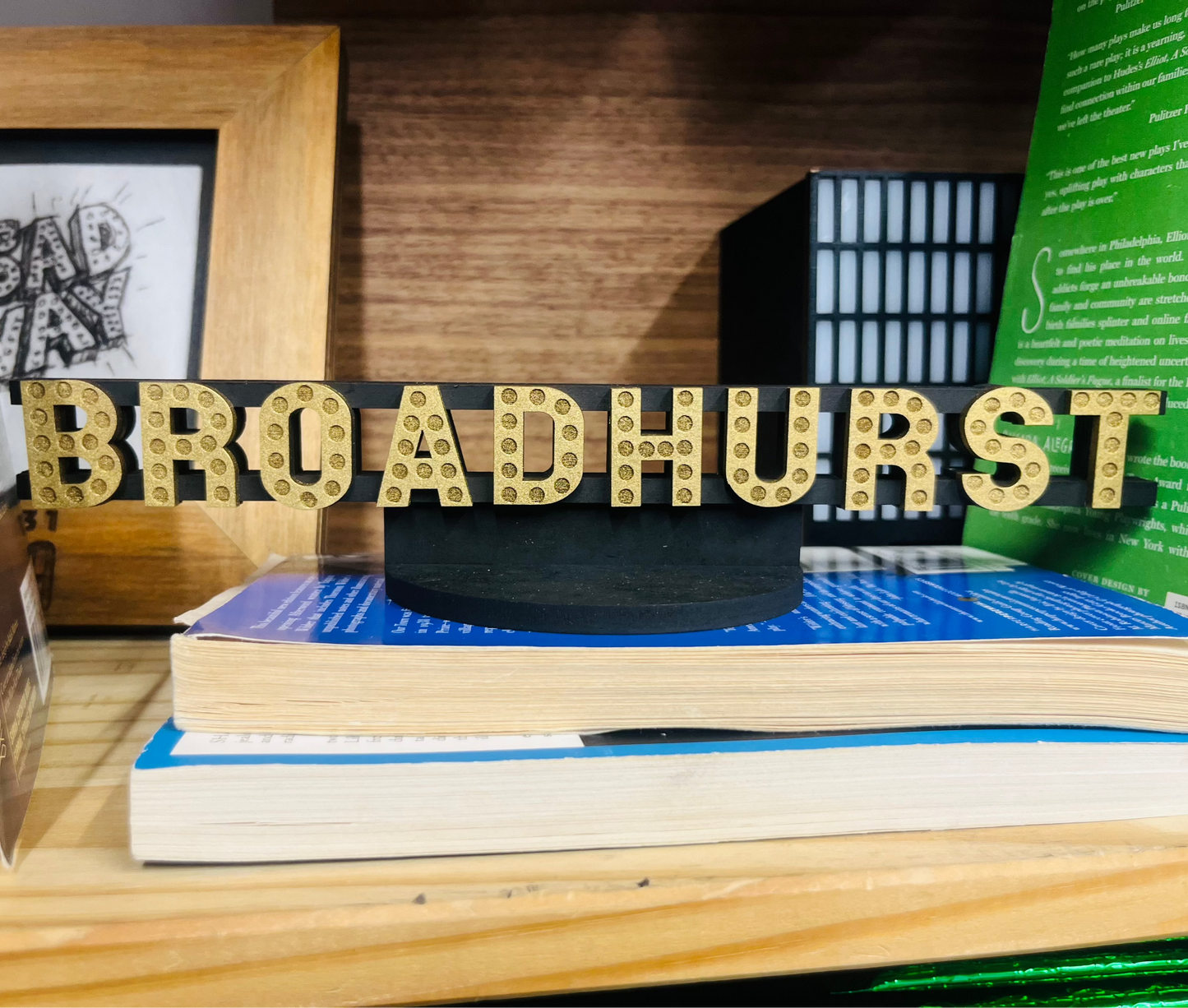 Broadhurst Marquee Shelf Art